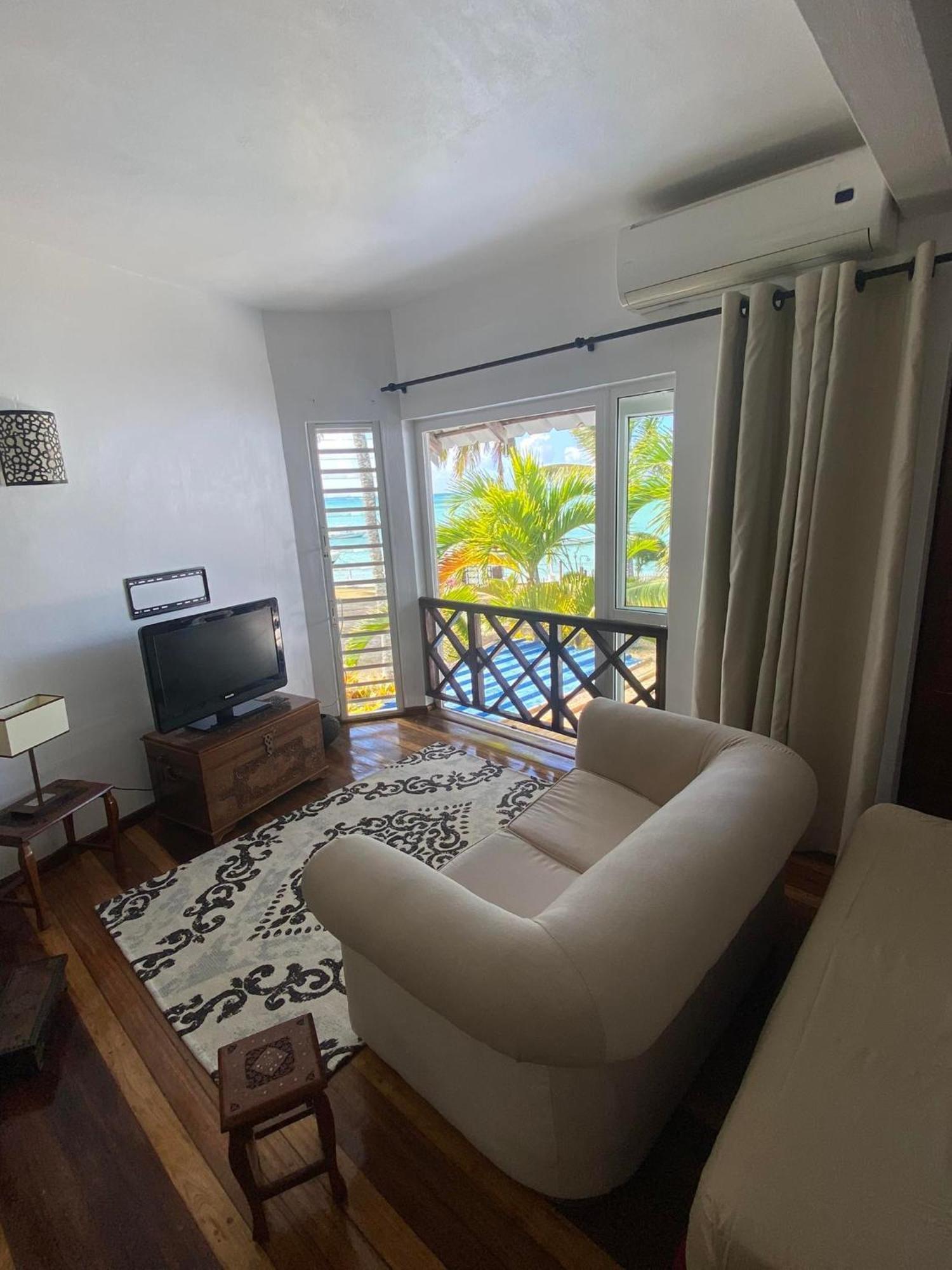 Islands View - Mazor Beach Villas Grande Gaube Quarto foto