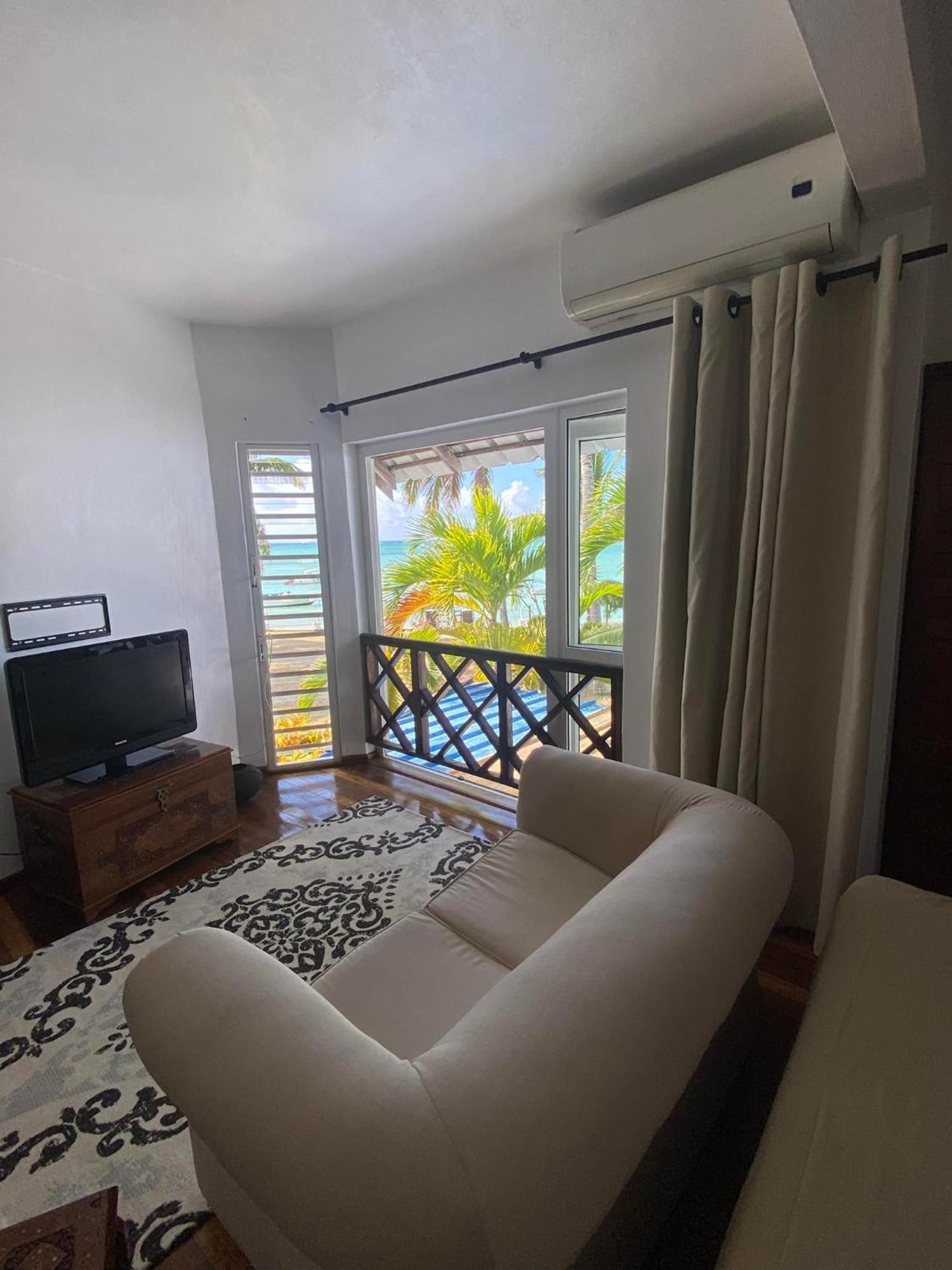 Islands View - Mazor Beach Villas Grande Gaube Quarto foto